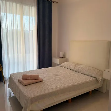 Modern 3br In Bel Air Apartment *
